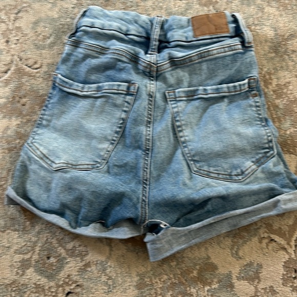 Aeropostale size 00 Super High Rise Curvy Midi ripped Jean Shorts - Picture 5 of 6